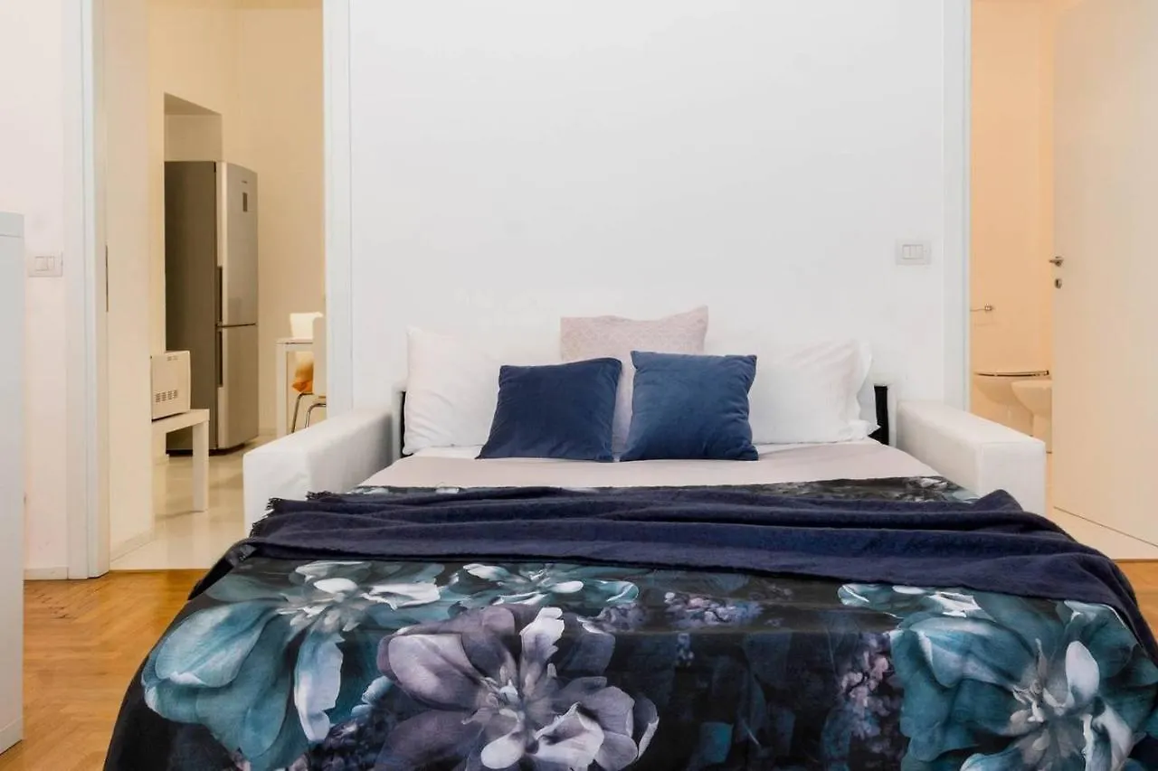 Altido Darsena Apartment Milan