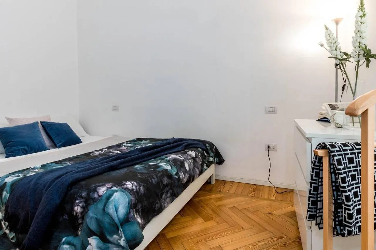 Altido Darsena Apartment Milan Italy