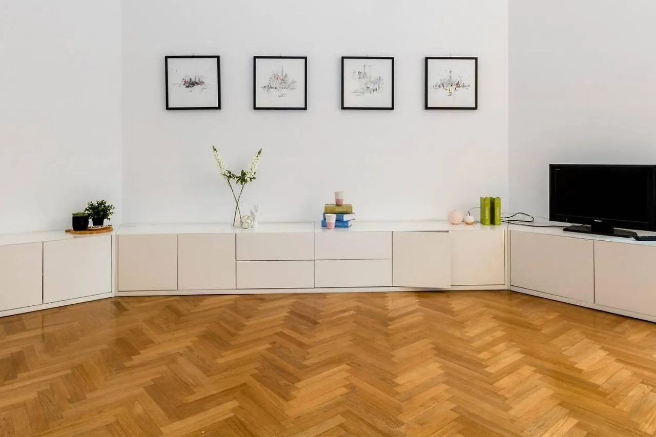 Altido Darsena Apartment Milan
