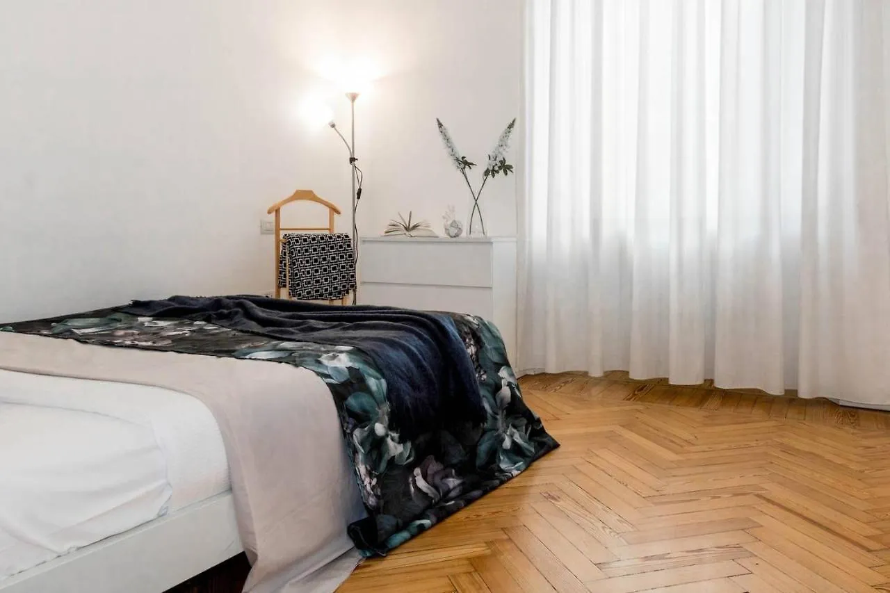 Altido Darsena Apartment Milan Italy